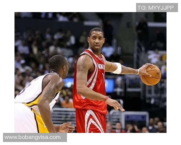 2002年科比与麦迪的巅峰对决揭示了NBA传奇球员的竞争魅力与篮球艺术 2002年科比与麦迪的巅峰对决揭示了NBA传奇球员的竞争魅力与篮球艺术